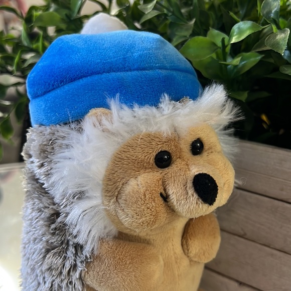 Cute porcupine plush - Picture 7 of 9